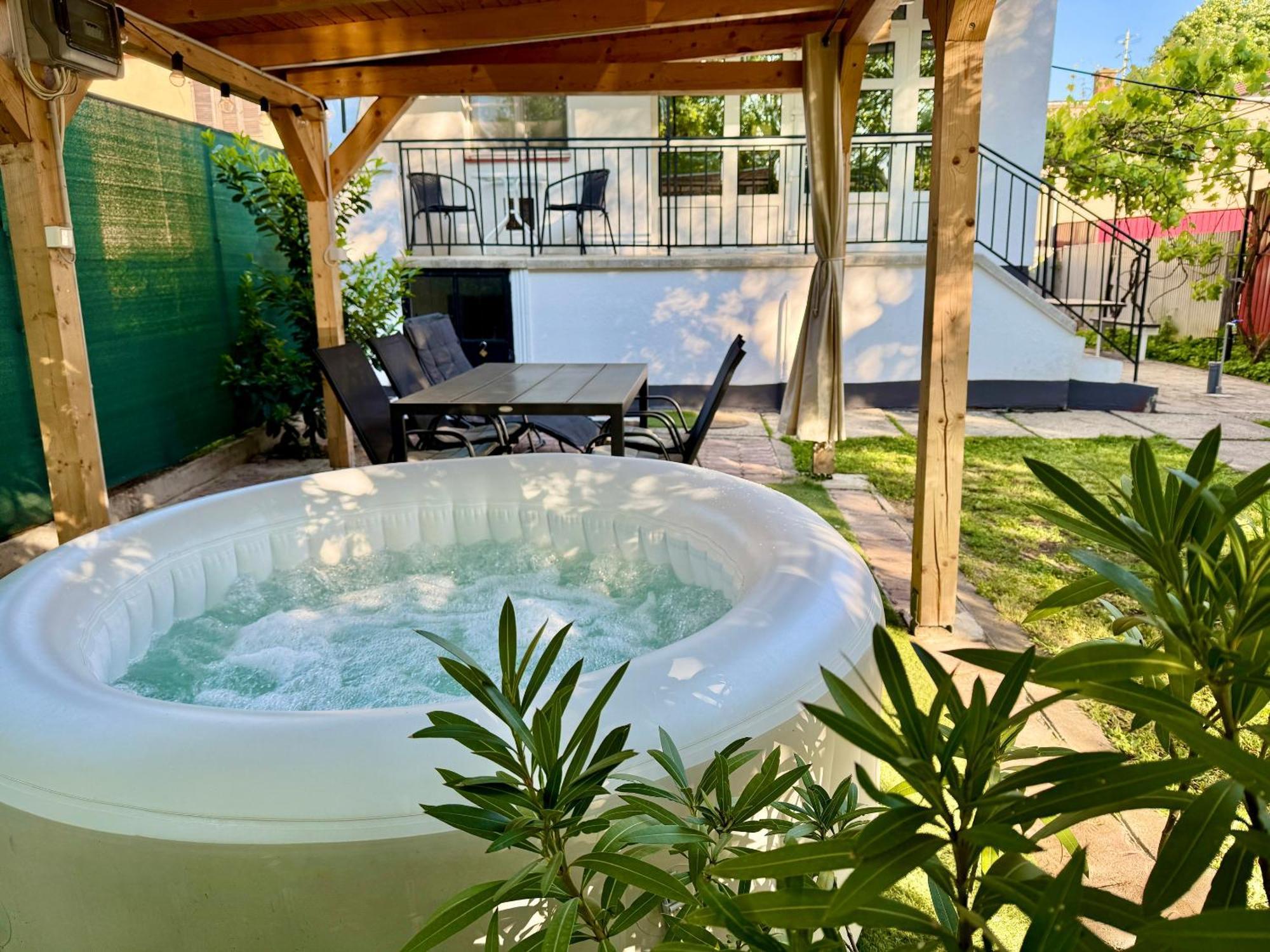 Sparkling Time Apartman Hajdúszoboszló 外观 照片